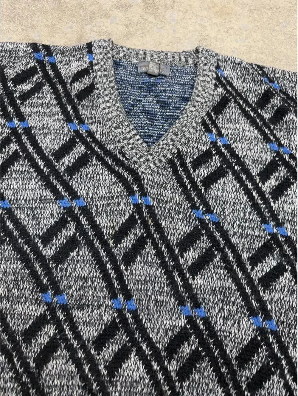 vintage sir william grey black and blue v neck knit sweater size xl